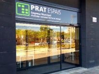 Entrada a les noves oficines de Prat Espais